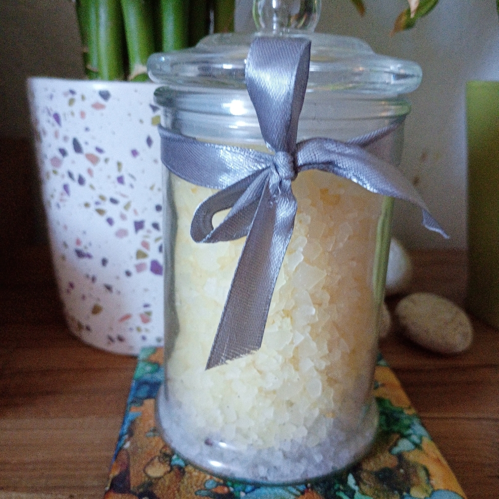 Lavender Muscle Relaxation Magnesium Flakes For Bath Salts - Picture 2 of 4